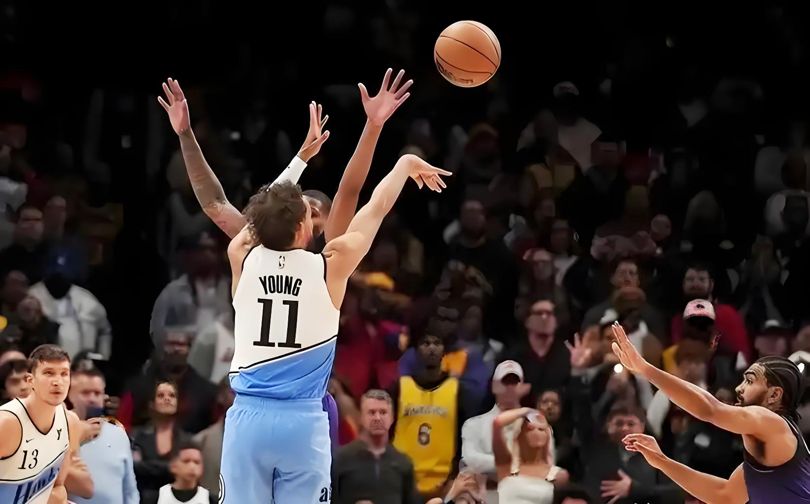 开云体育官方网站-雷霆力克尼克斯，波特高光表现